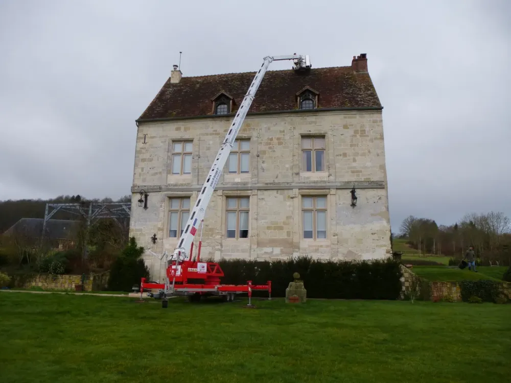 Démoussage de toit à Livarot-Pays-d'Auge